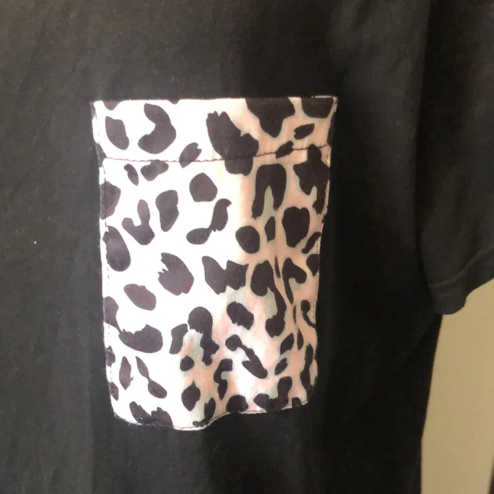 Tee - Picture 2 of 4
